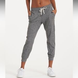 Vuori Women’s Performance Joggers, Size S